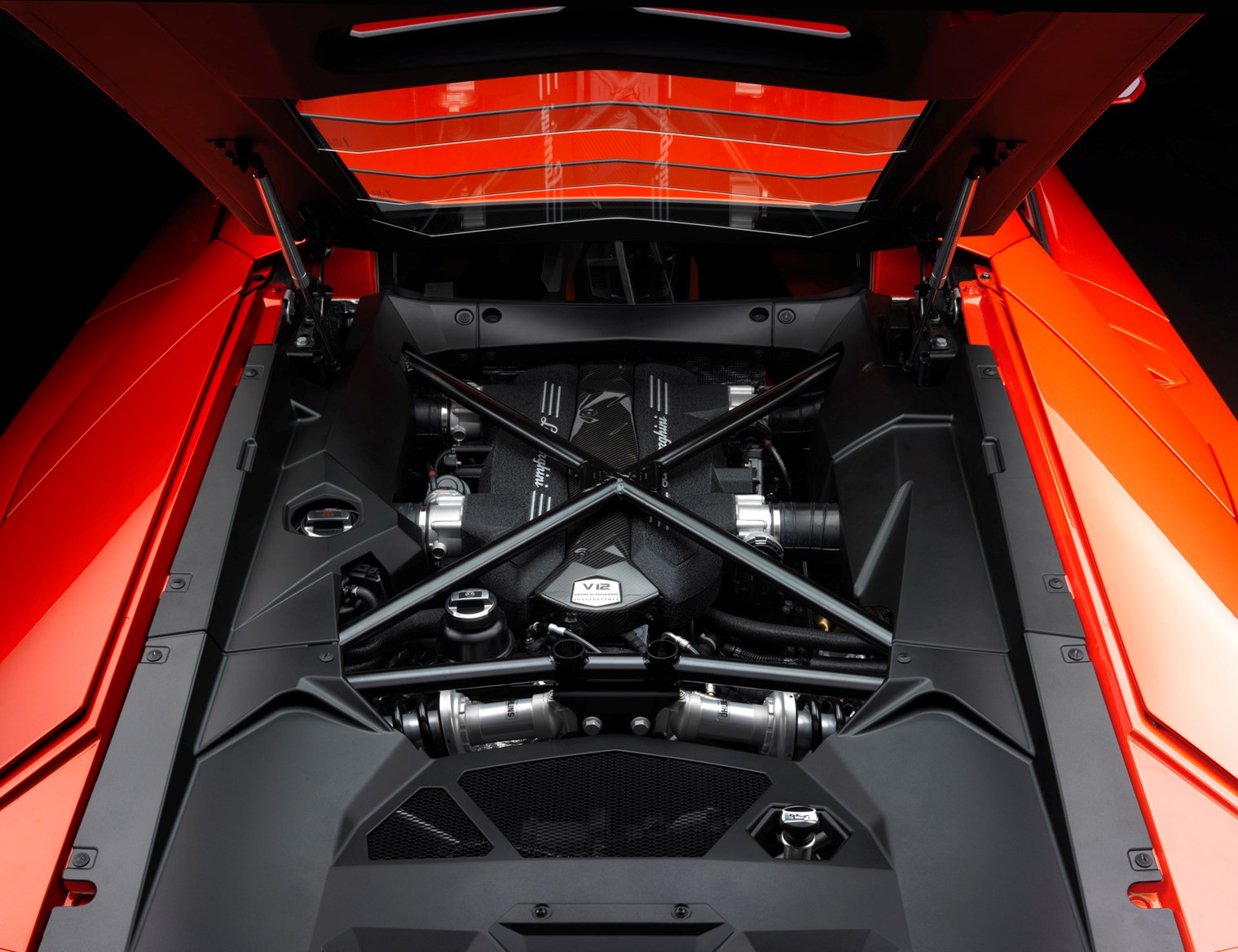 Lamborghini Aventador Engine